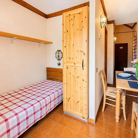 Apartamento Hostdomus - A3-23 Grangesises